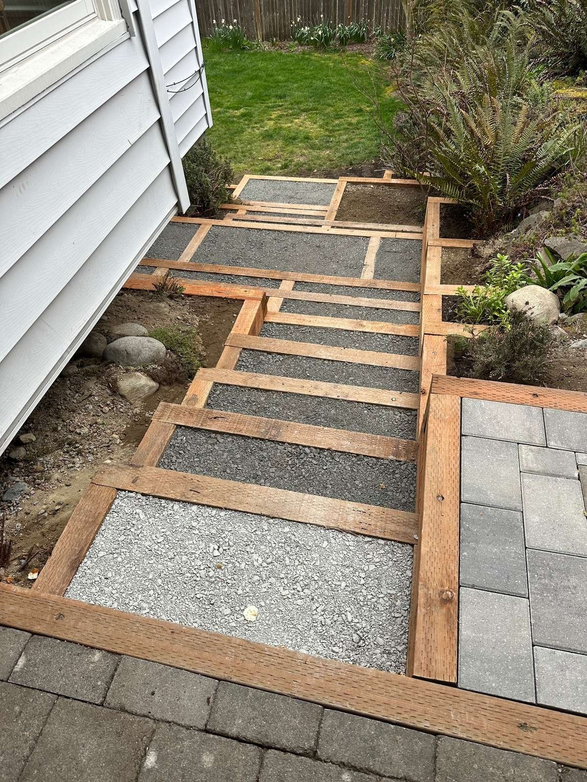 struver-gravel-path-installation-in-progress.jpg